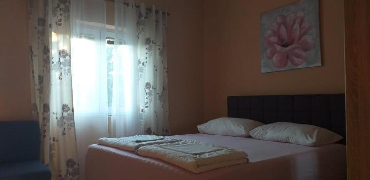 Apartments Golic Биоград на Мору Екстериор снимка