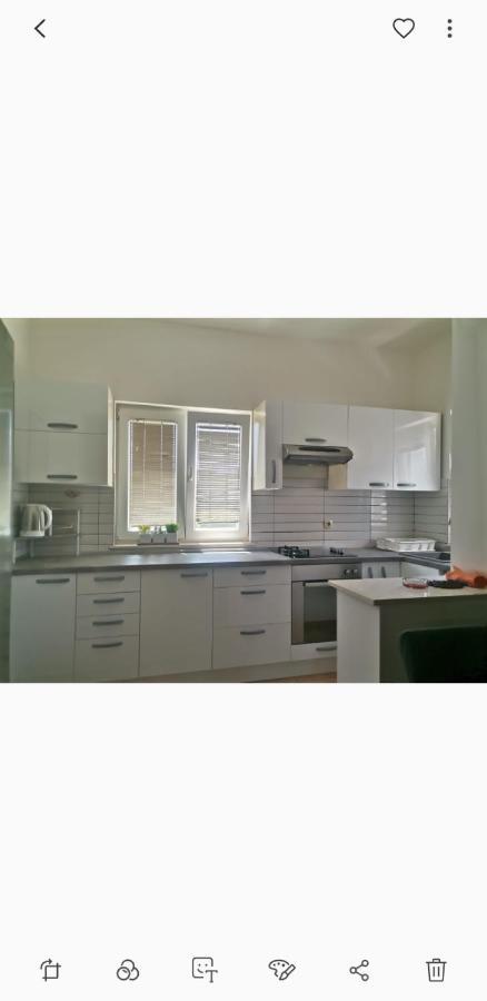 Apartments Golic Биоград на Мору Екстериор снимка